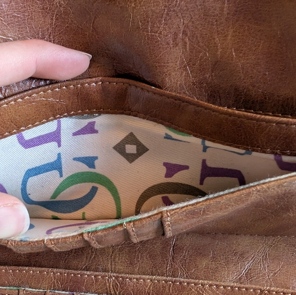 Vintage Guess Leather Wallet - Picture 5 of 10